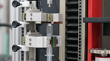 Zkoušení konektorů s malým vnitřním průměrem (Luer) (ISO 80369-7 a ISO 80369-20)